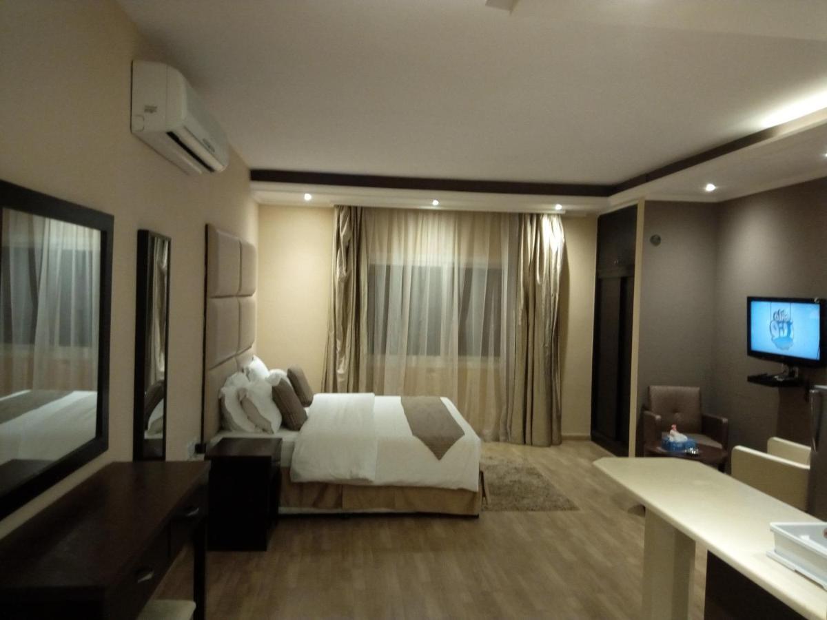 Shayah Suites Jeddah Exterior foto
