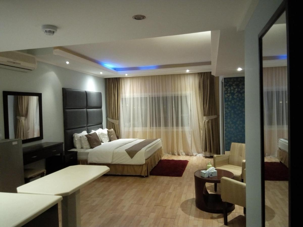 Shayah Suites Jeddah Exterior foto